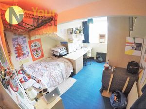 Bedroom- click for photo gallery